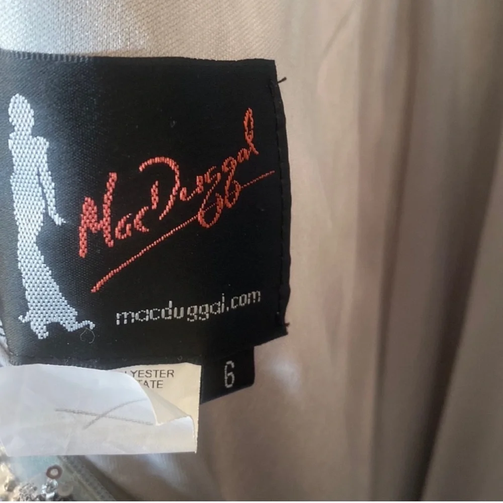 Mac Duggle lllusion llng sleeve Tulle Ballgown sequim blue 6 - Picture 6 of 7
